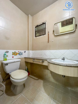 *****บ้านแฝดมือสองย่านนนทบุรี ม.บุรีรมย์ วงแหวนฯ-ปิ่นเกล้า (ซ.วัดพระเงิน) เนื้อที่ 37.1 ตร.ว. ฟังก์ชัน 3 ห้องนอน 2 ห้องน้ำ 1 ที่จอดรถ แถมฟรี! 2 เครื่องปรับอากาศ, 2 เครื่องทำน้ำอุ่น บนทำเลดี ใกล้เซ็นทรัลเวสต์เกต รถไฟฟ้าสายสีม่วง "สถานีตลาดบางใหญ่" และทางด่วน "ศรีรัช"